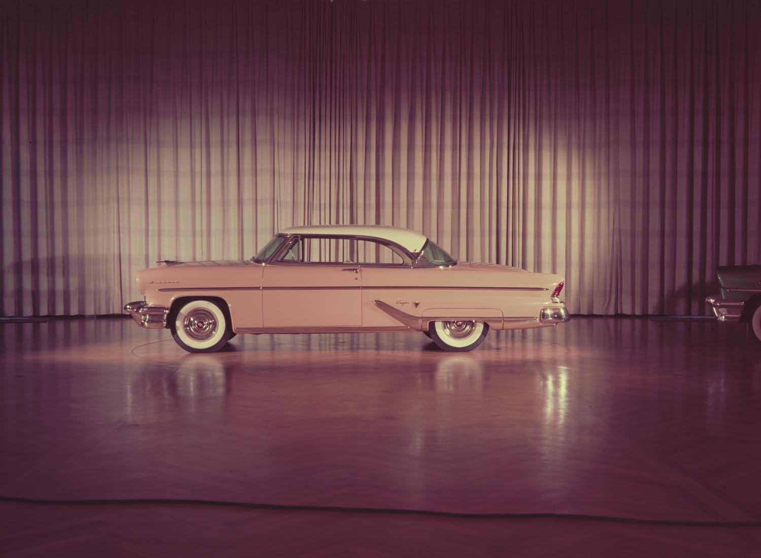 1955 Lincoln Capri hardtop  0401-1698