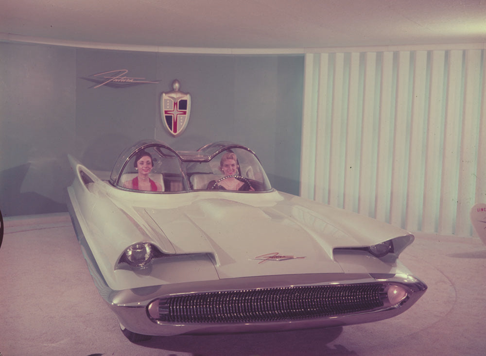 1955 Lincoln Futura concept car 0401-1704