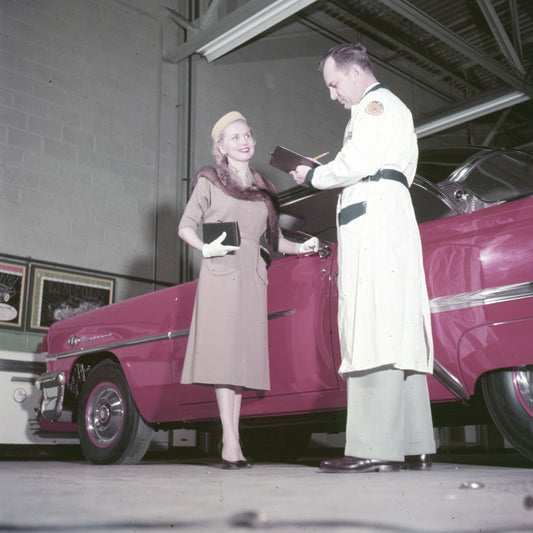 1955 Mercury with service manager and customer 0401-1728