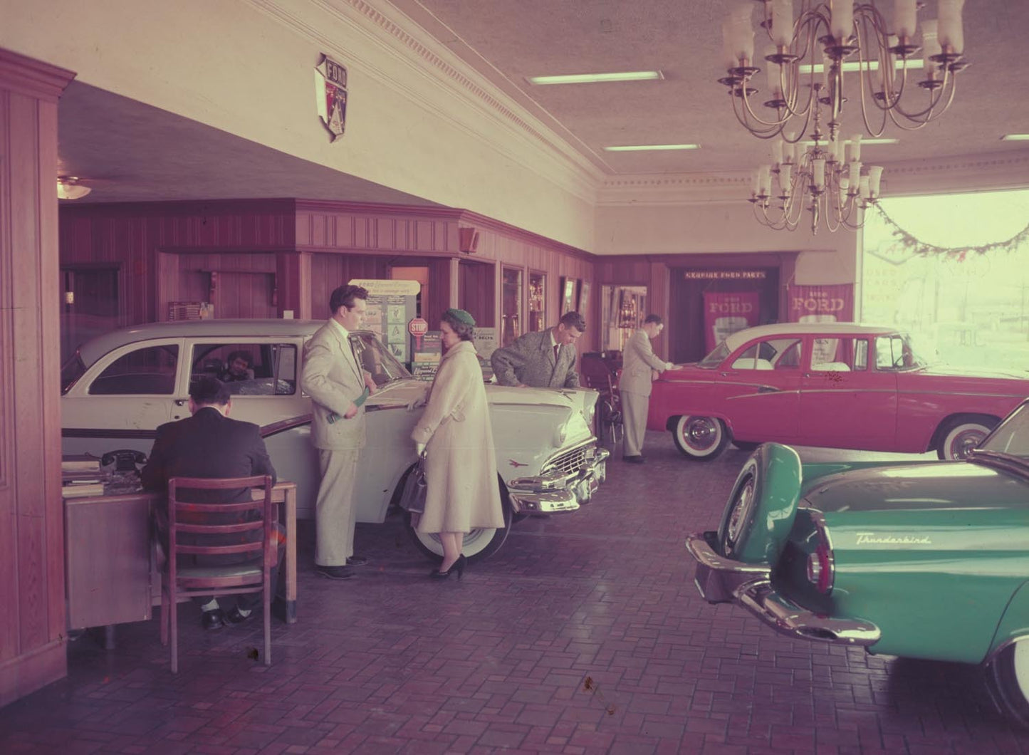 1956 Ford dealer Stuart Wilson Ford Dearborn Michi  0401-1744