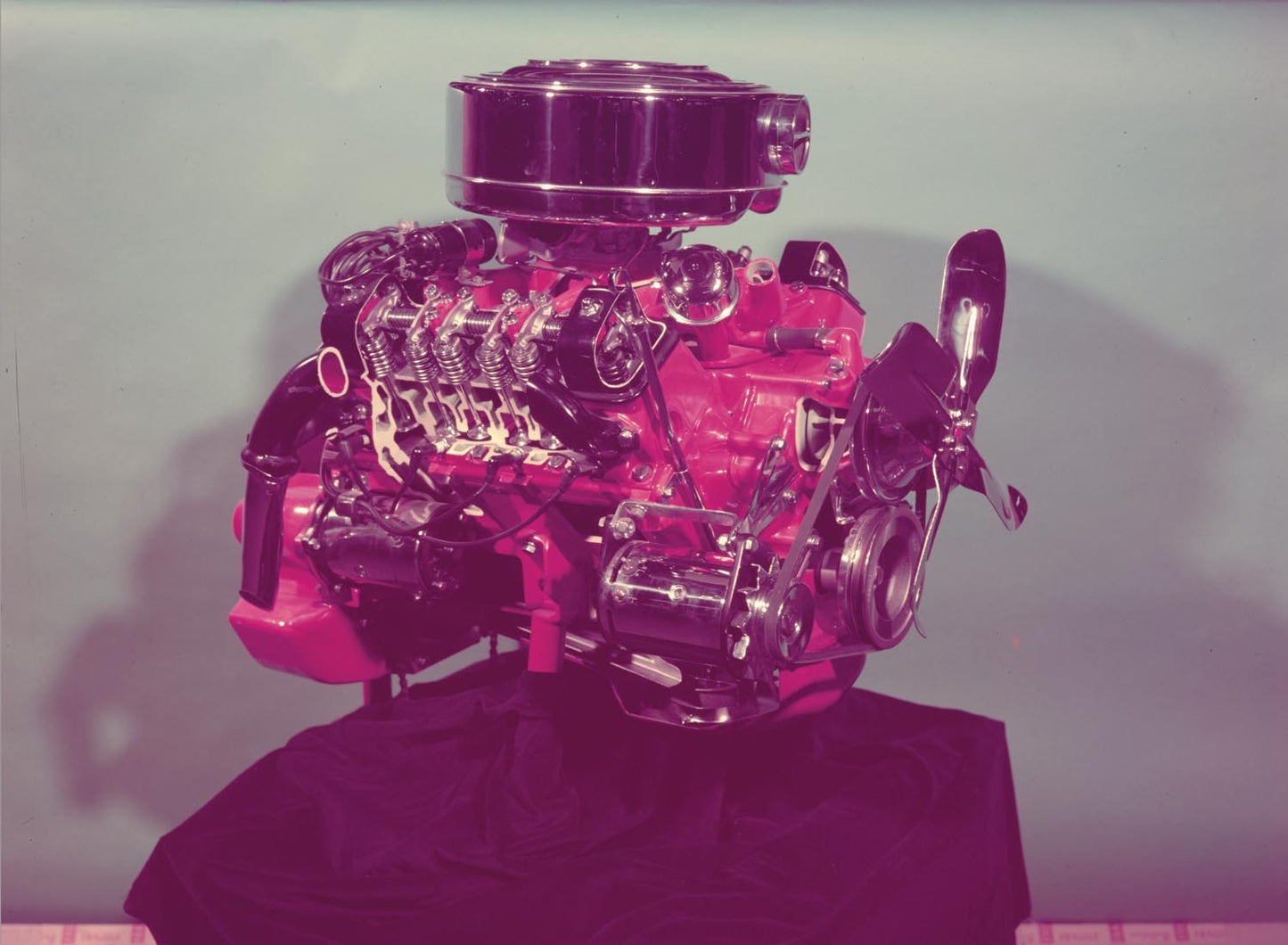 1956 Ford V8 292 CID OHV cutaway  0401-1785