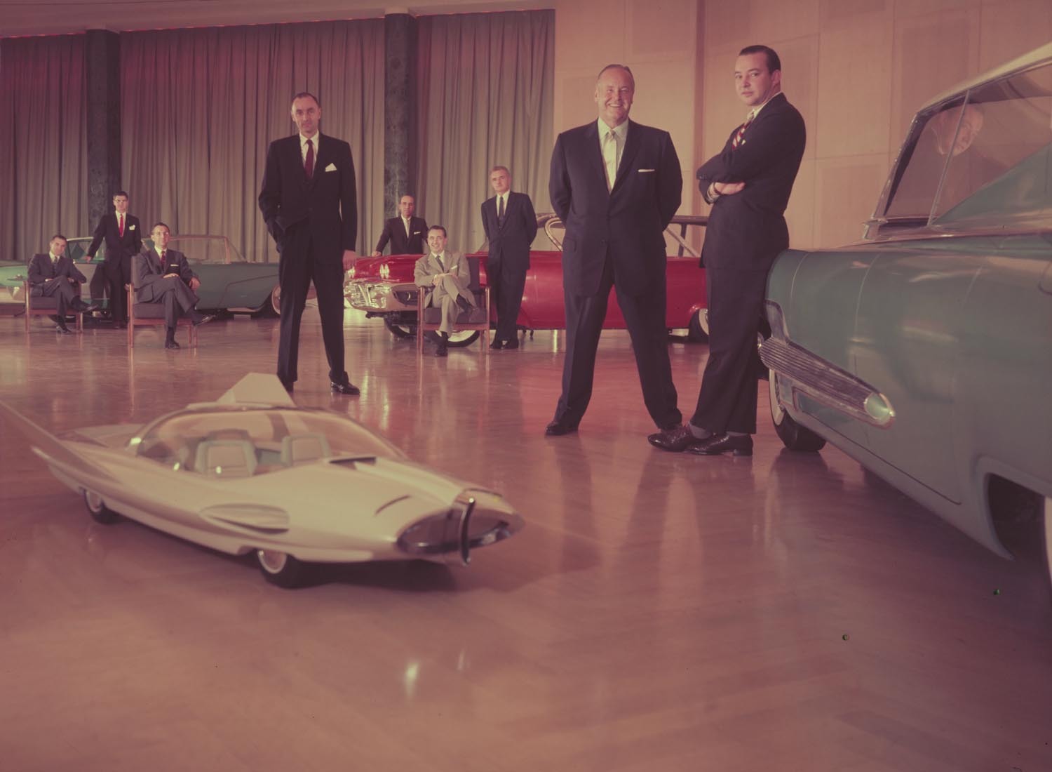 1956 Ford X 2000 concept car model with George Wal  0401-1788