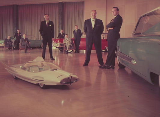 1956 Ford X 2000 concept car model with George Wal  0401-1788