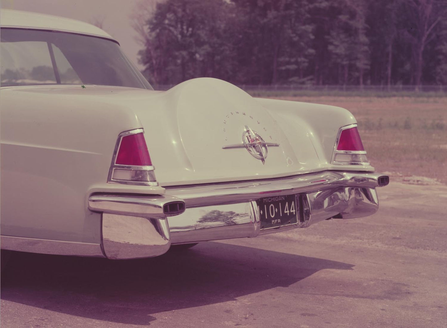 1956 Lincoln Continental MkII back end  0401-1792