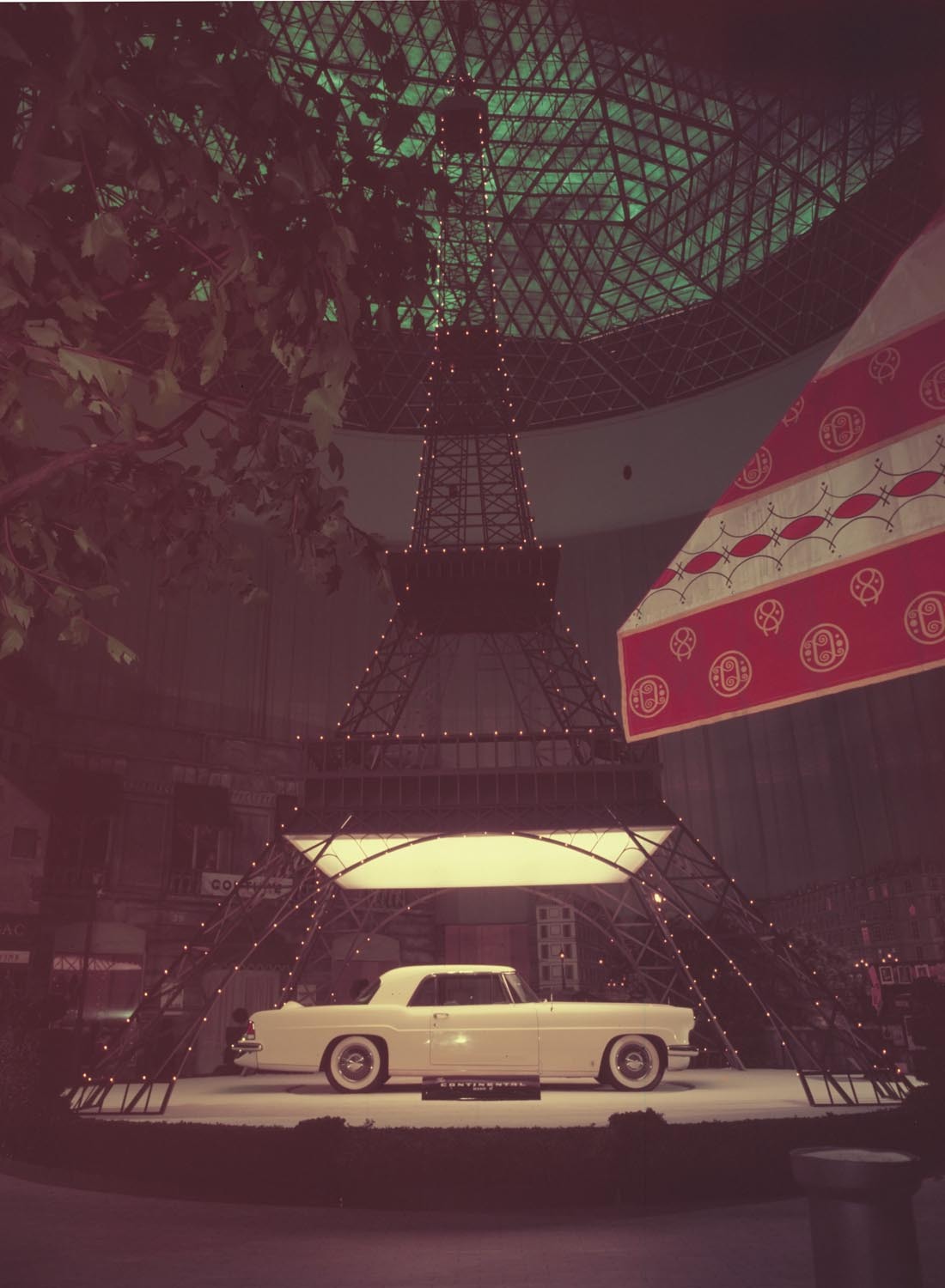 1956 Lincoln Continental MkII in Rotunda  0401-1795