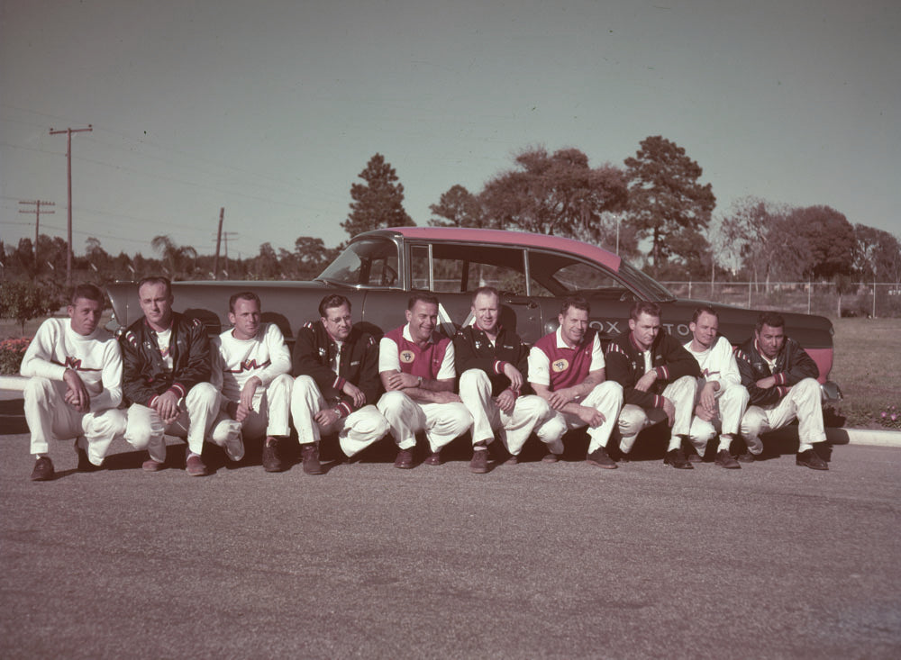 1956 Mercury NASCAR crew Daytona Beach 0401-1811