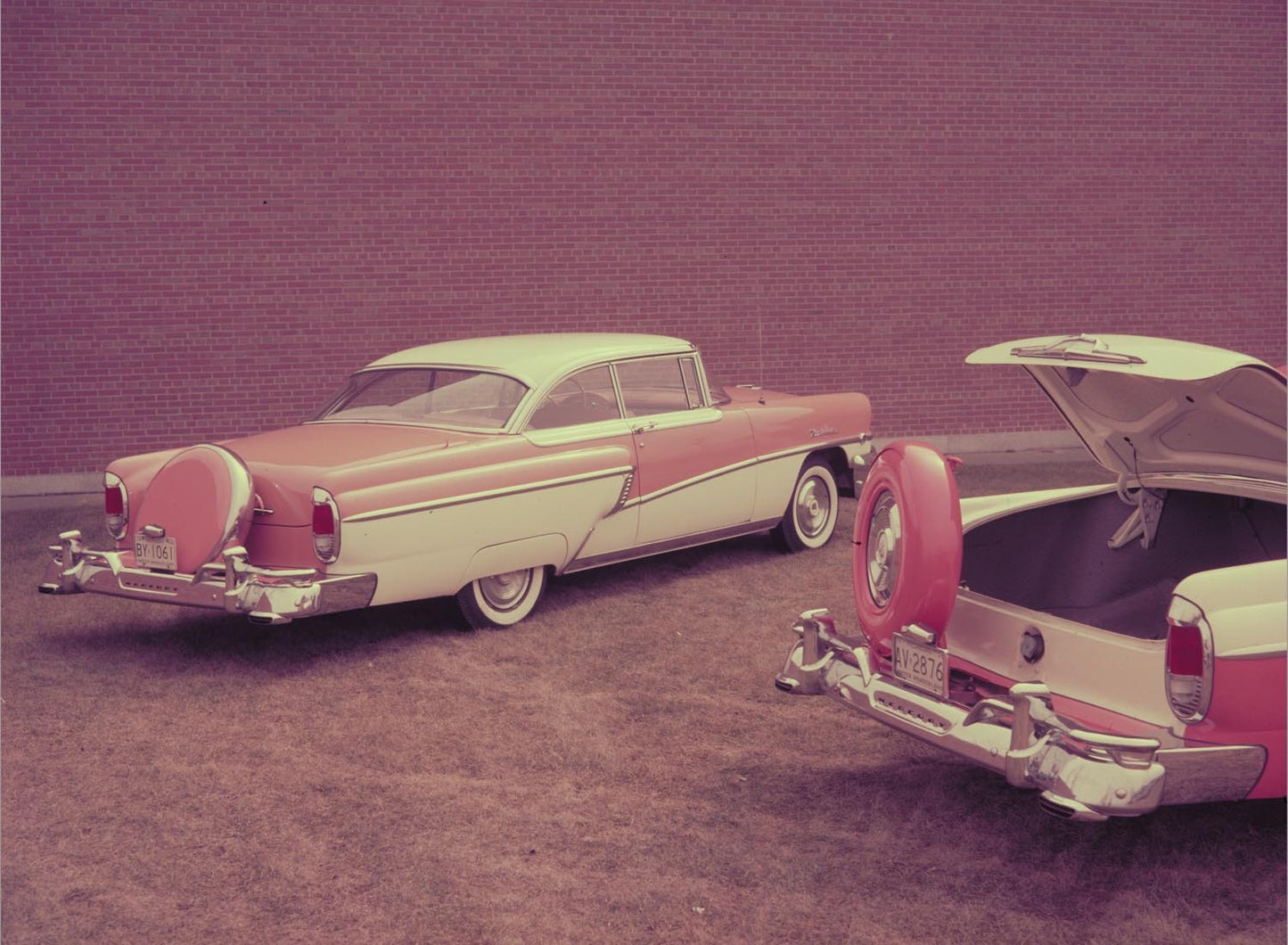 1956 Mercury Montclair with continental mount spar  0401-1823