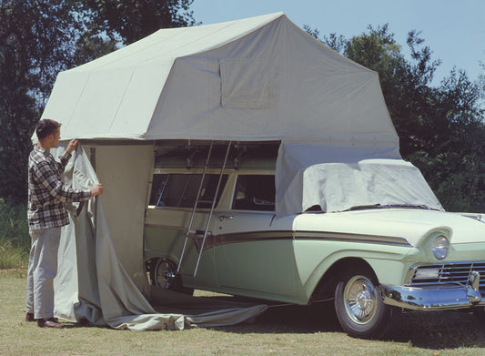 1957 Ford Del Rio Ranch Wagon with station wagon l 0401-1846