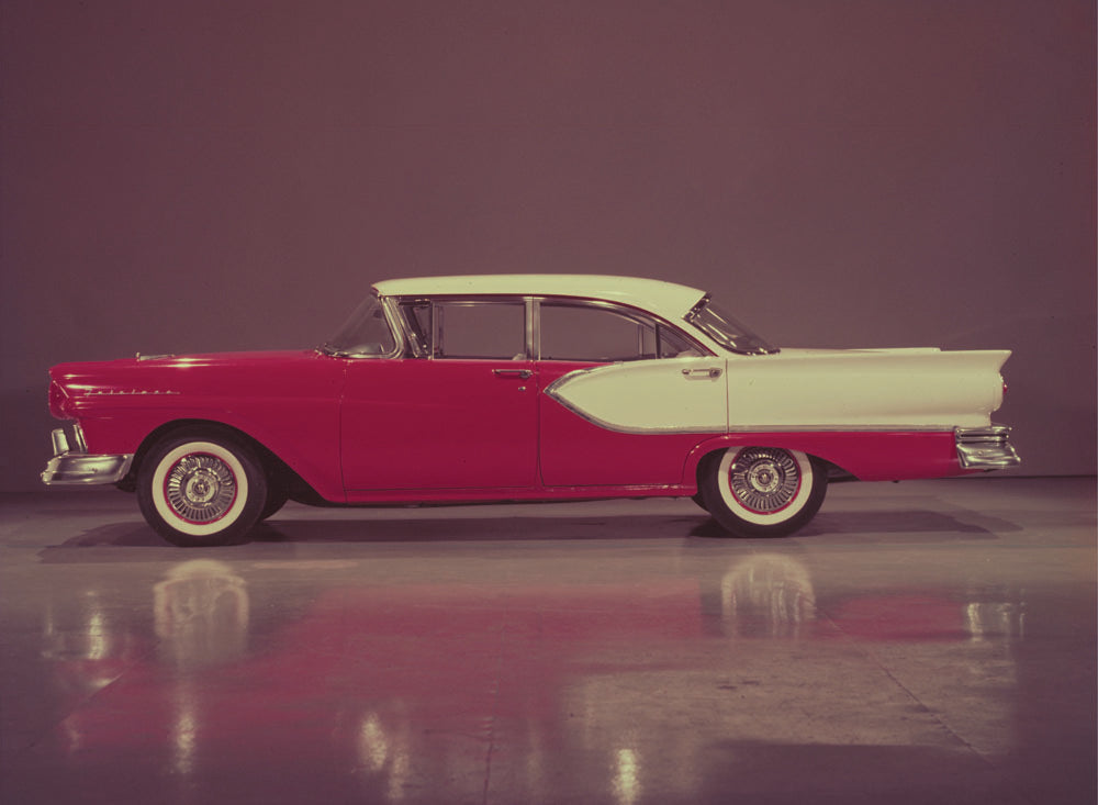 1957 Ford Fairlane Town Sedan  0401-1852