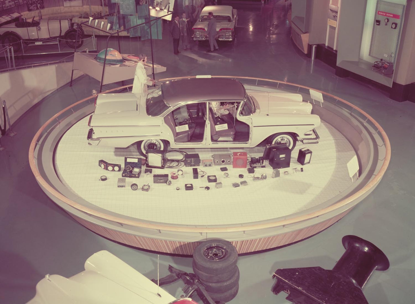 1957 Ford Rotunda display of 1958 Edsel  0401-1860