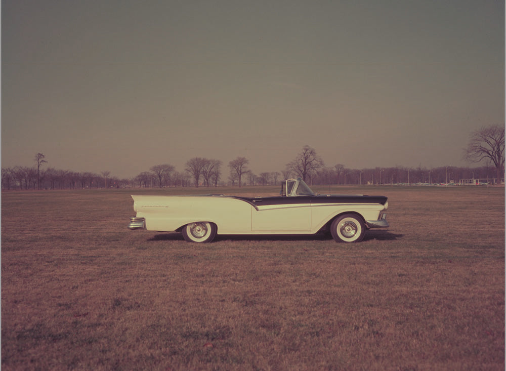 1957 Ford Skyliner 0401-1876