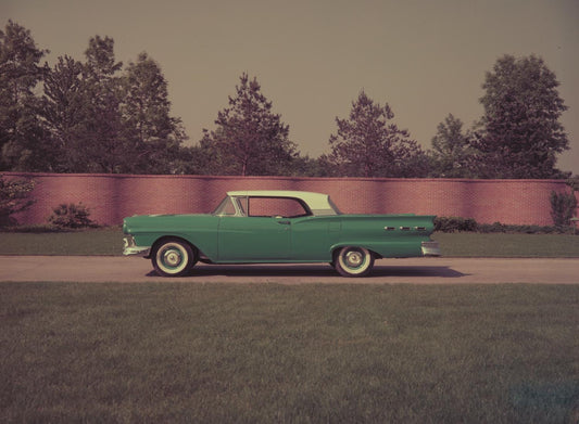 1957 Ford Skyliner prototype  0401-1880