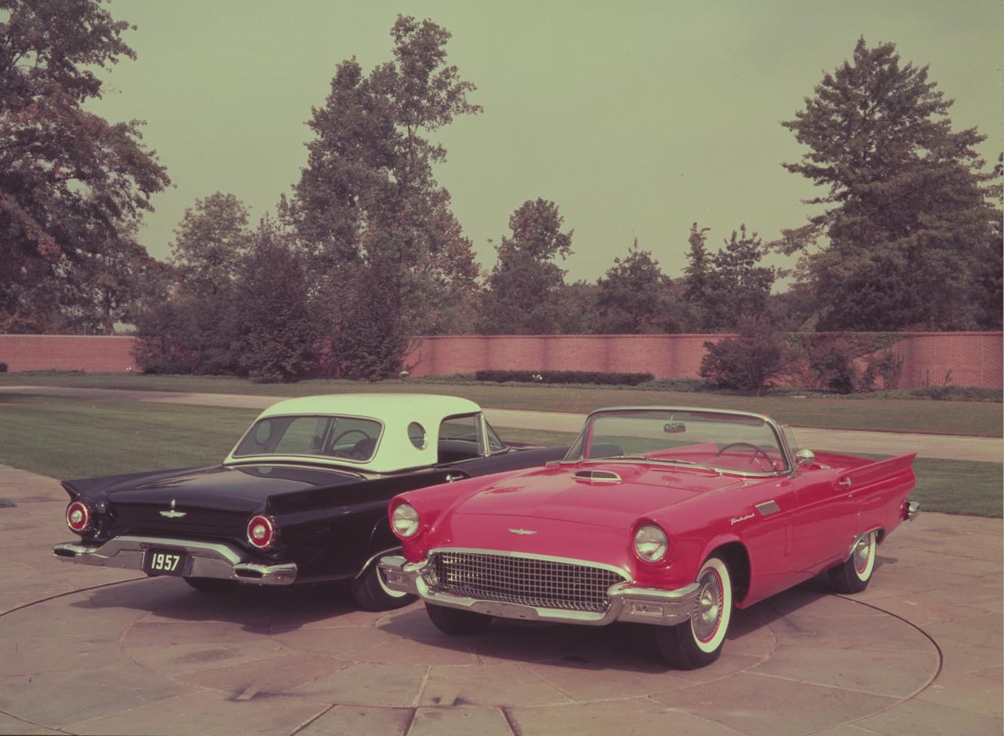 1957 Ford Thunderbirds  0401-1887