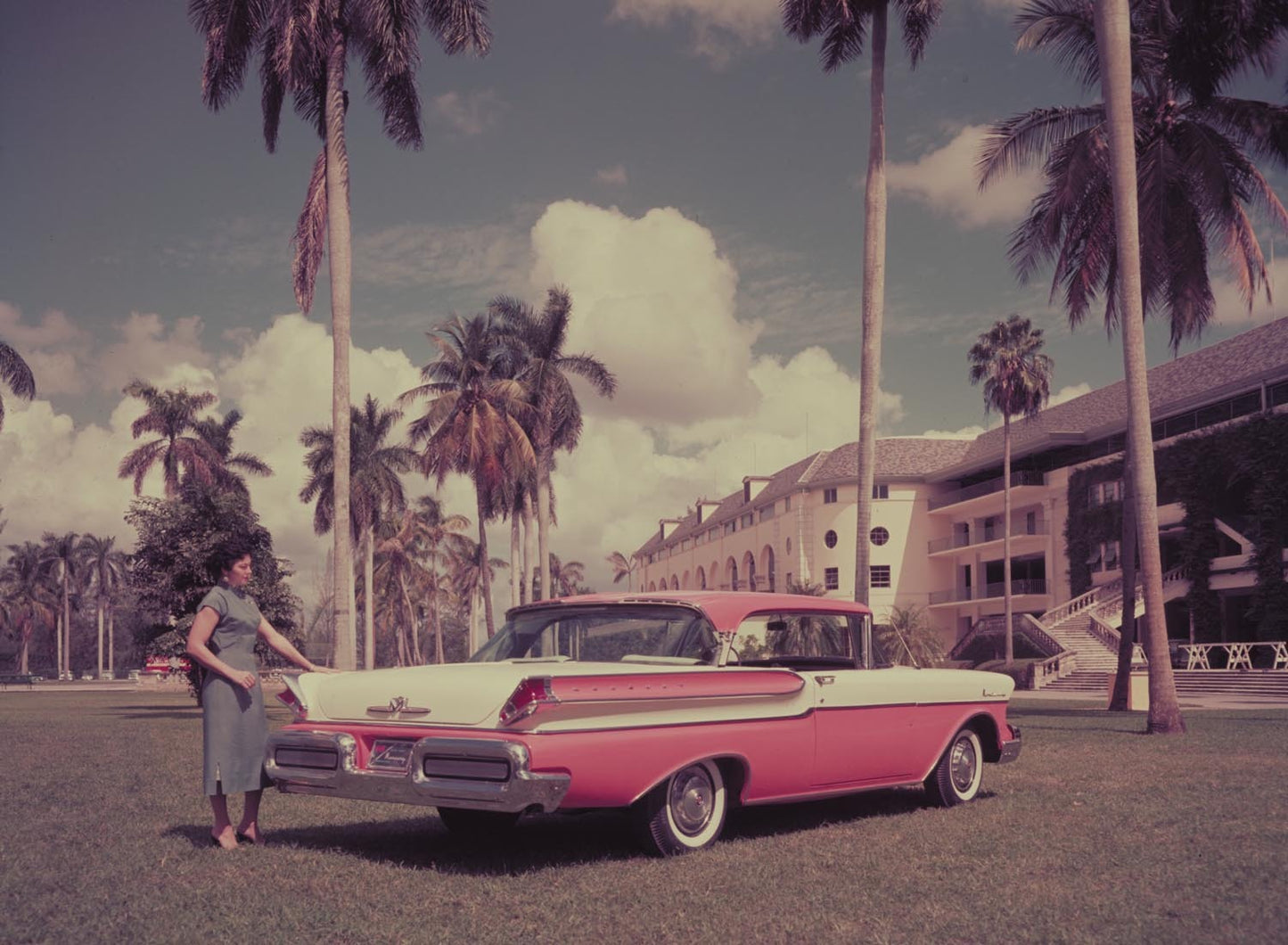 1957 Mercury Monterey  0401-1915