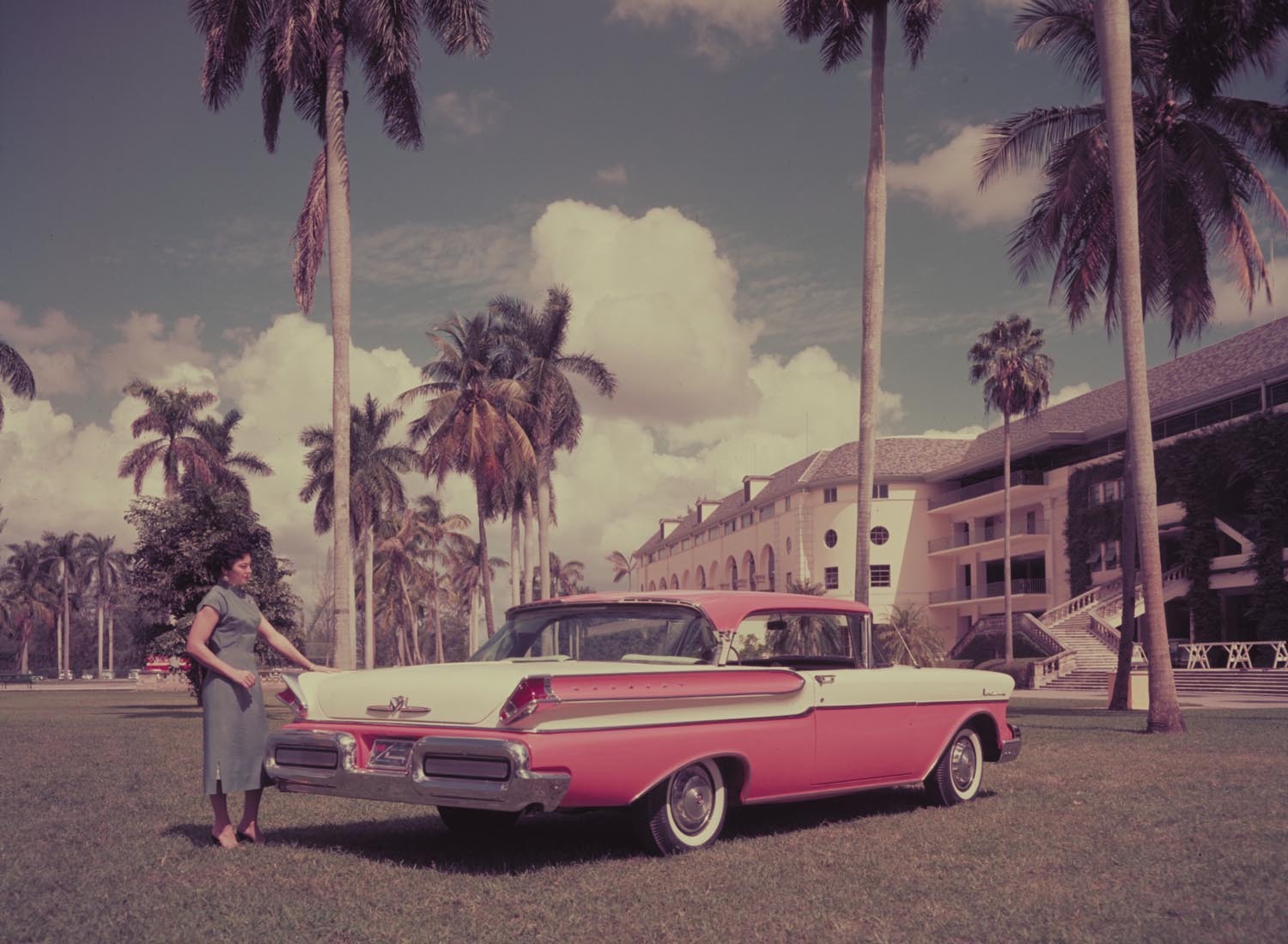 1957 Mercury Monterey  0401-1915