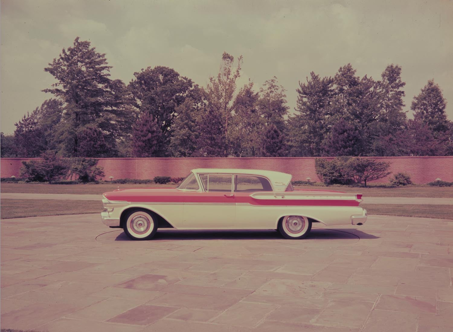 1957 Mercury Turnpike Cruiser  0401-1923