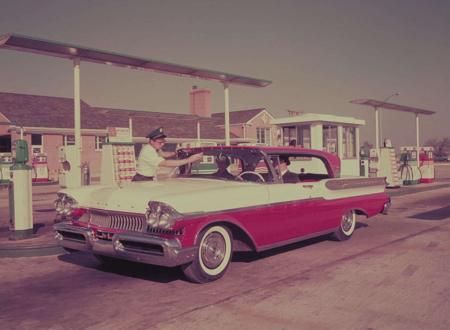 1957 Mercury Turnpike Cruiser  0401-1925