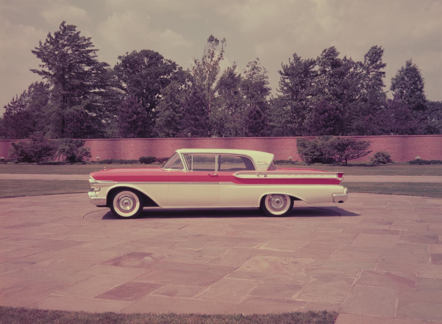 1957 Mercury Turnpike Cruiser  0401-1926