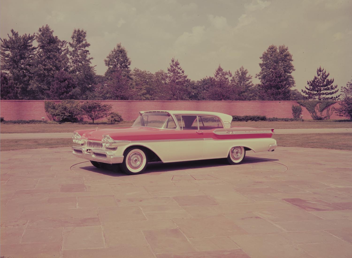 1957 Mercury Turnpike Cruiser  0401-1929