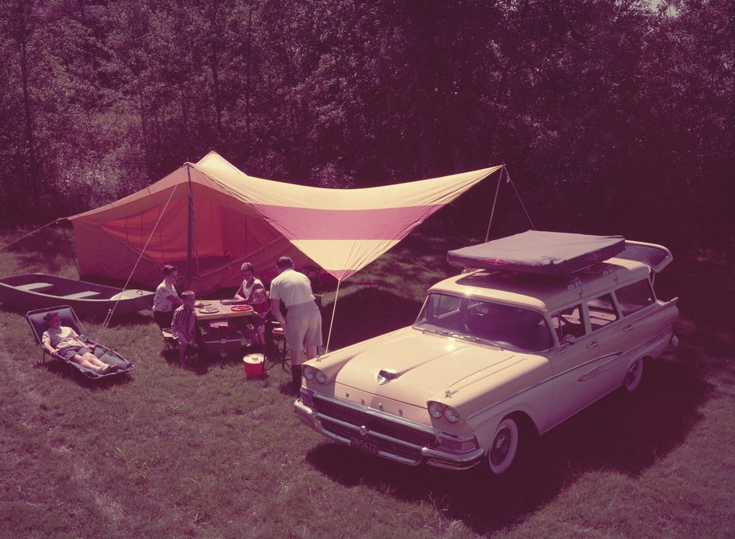 1958 Ford Country Sedan station wagon  0401-1951