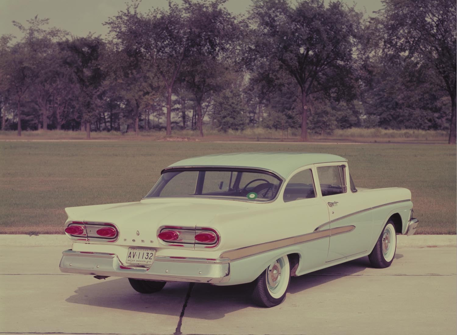 1958 Ford Custom 300 Tudor Sedan  0401-1957
