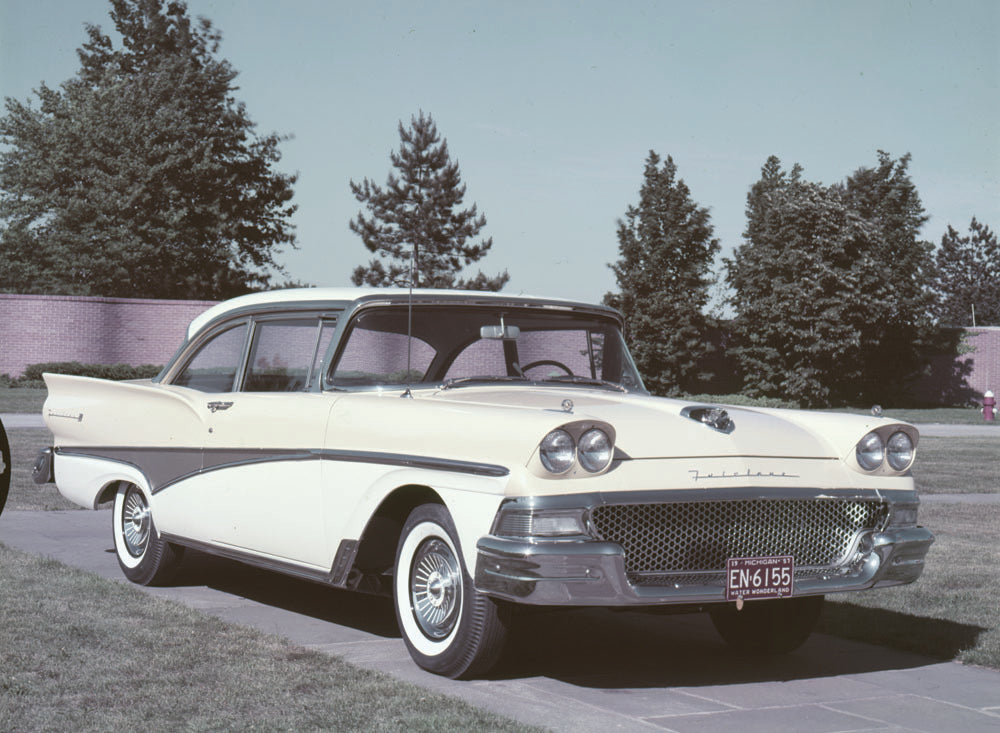 1958 Ford Fairlane 500 Club Victoria  0401-1973