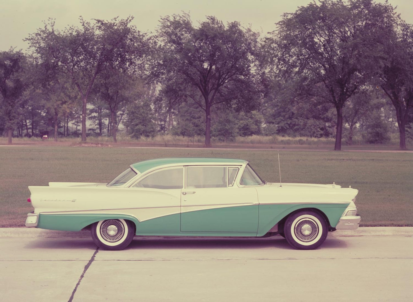 1958 Ford Fairlane 500 Club Victoria  0401-1976