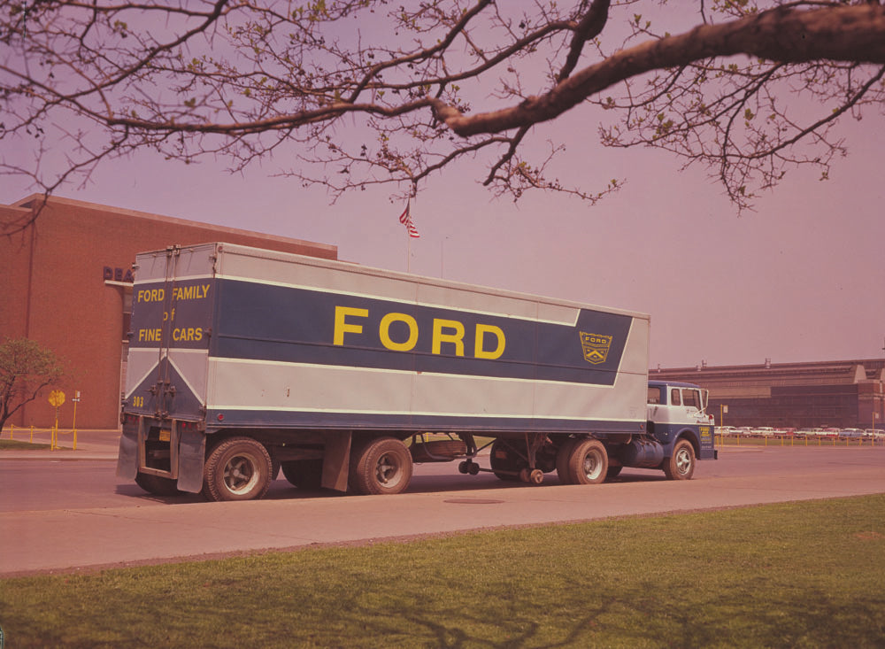 1960 Ford trailer livery  0401-2130