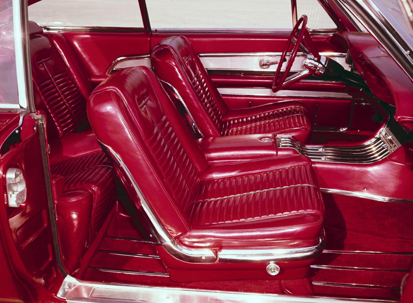 1963 Ford Italien concept car front seats  0401-2232