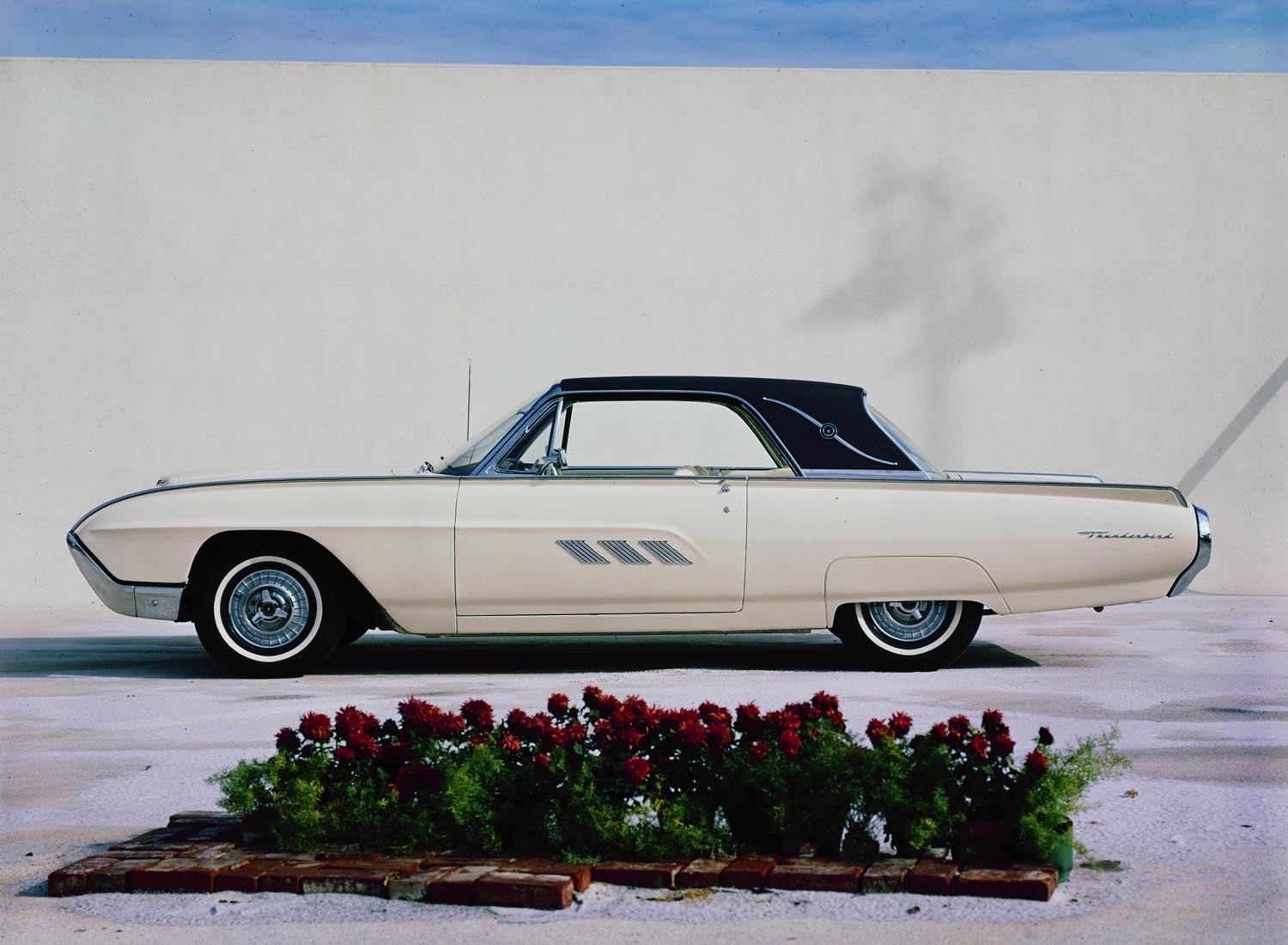 1963 Ford Thunderbird Landau  0401-2238