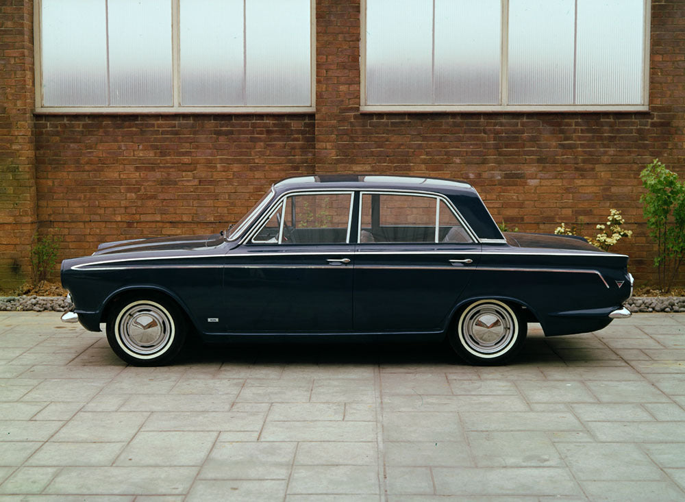 1964 Ford (England) Consul 225 DeLuxe four door 0401-2243