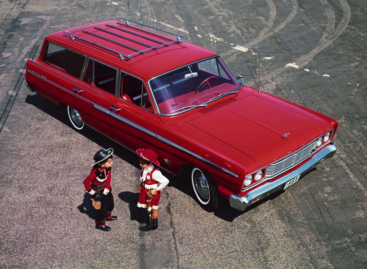 1965 Ford Falcon station wagon  0401-2299