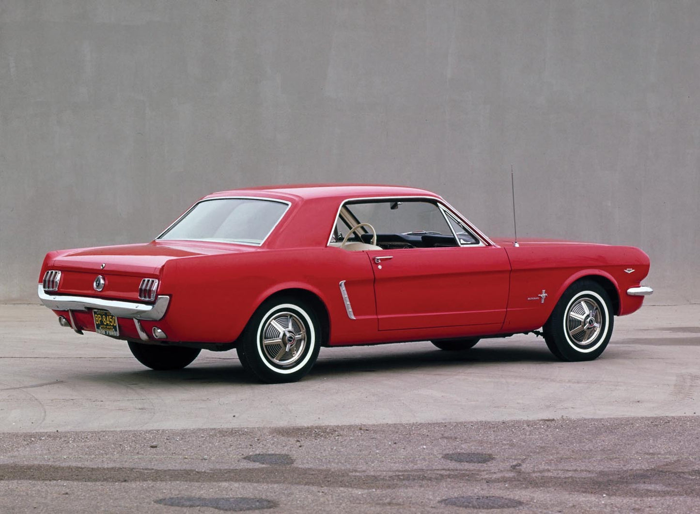 1965 Ford Mustang hardtop  0401-2303