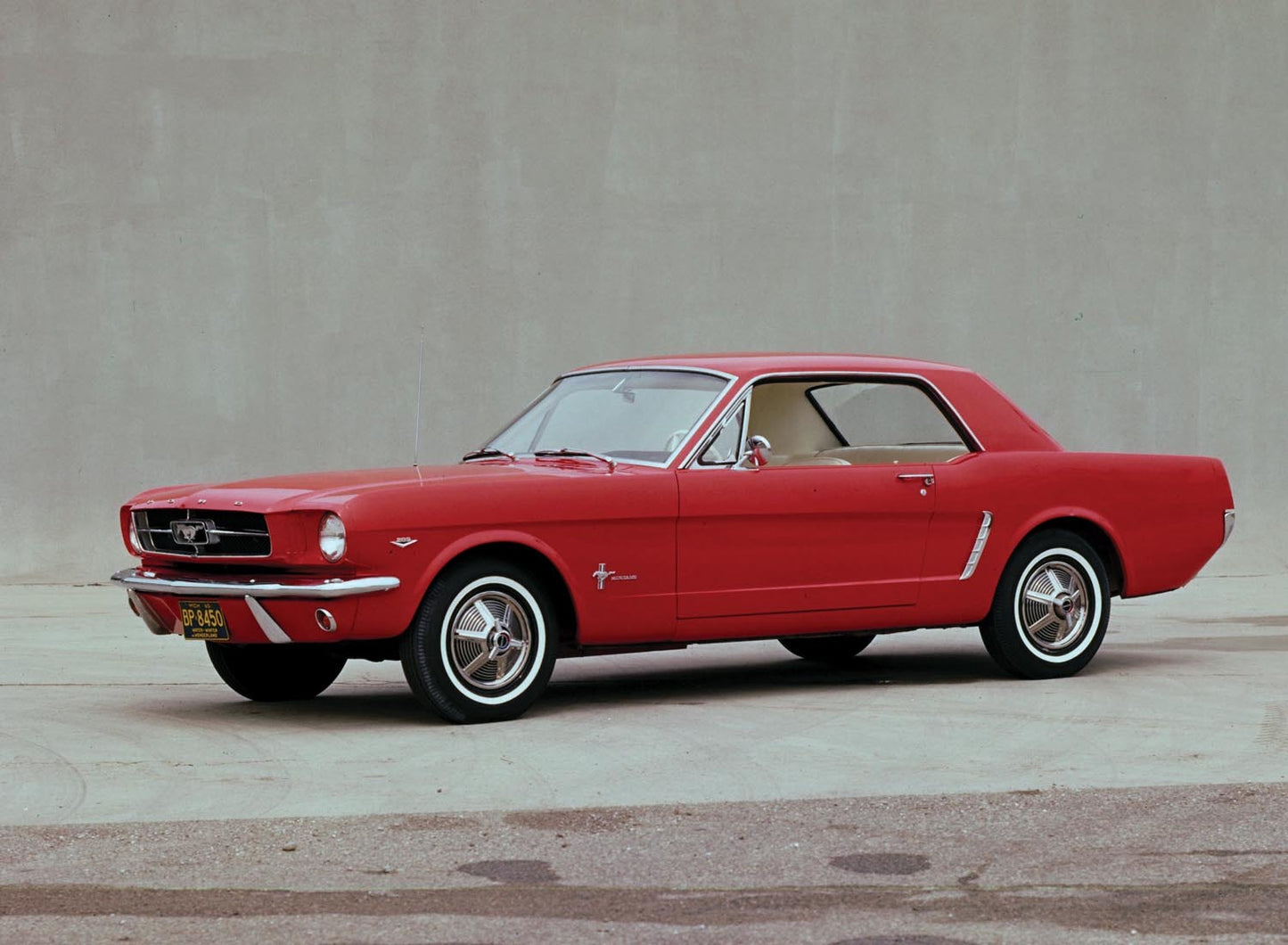 1965 Ford mustang hardtop  0401-2304
