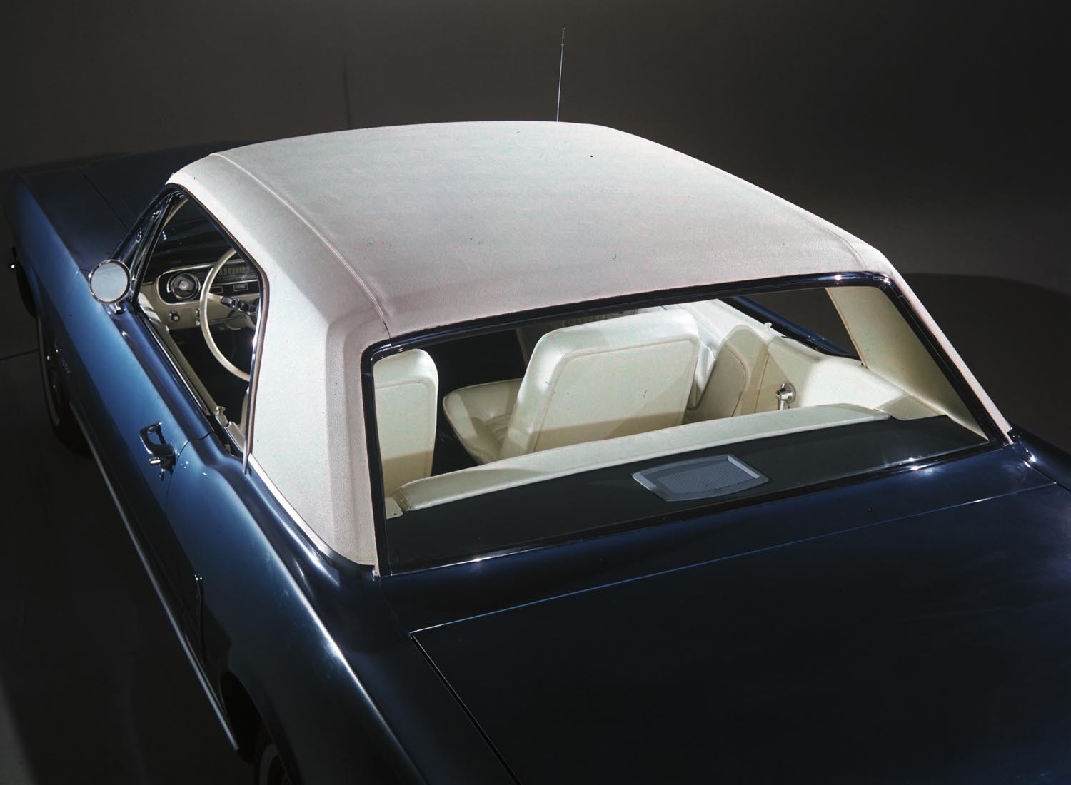 1965 Ford Mustang with optional vinyl roof  0401-2309