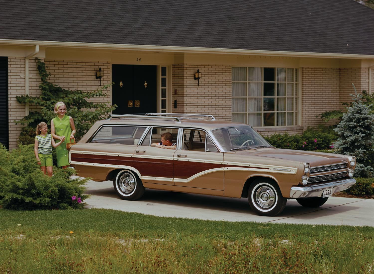 1966 Mercury Comet Villager station wagon  0401-2317
