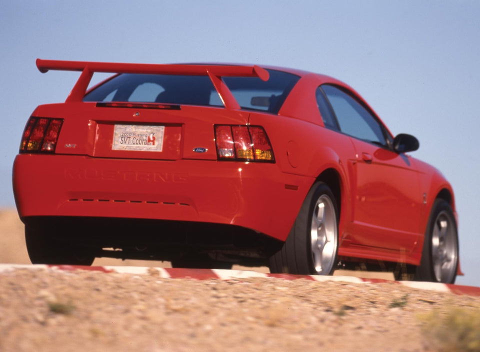 2000 Ford SVT Mustang Cobra  0401-2392