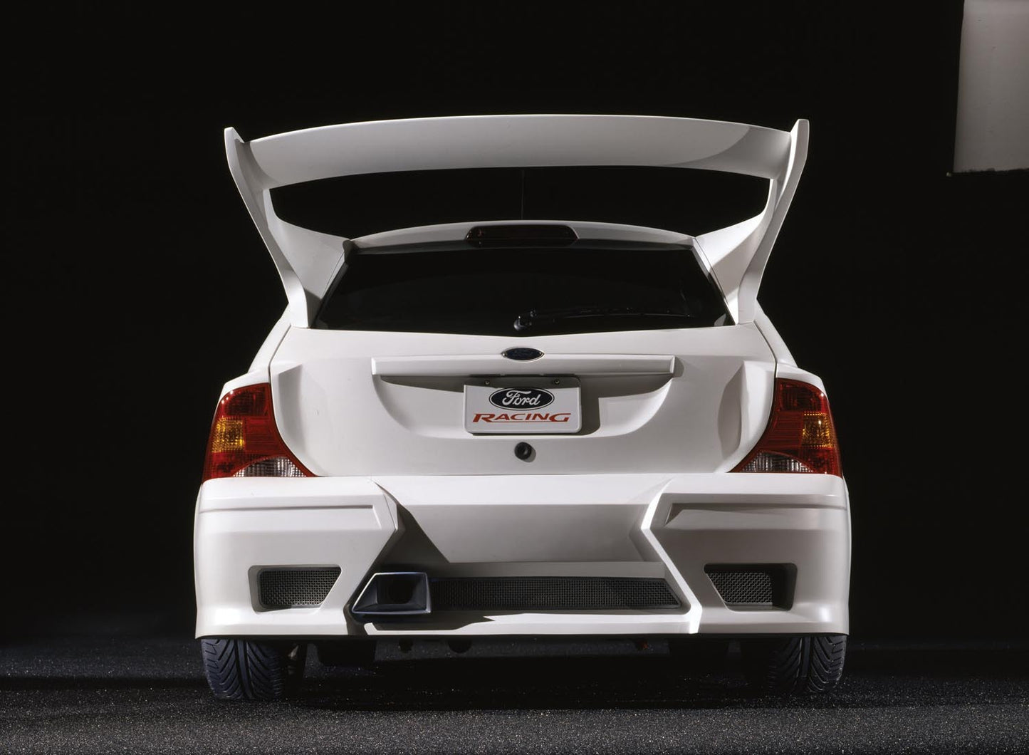 2001 Ford Focus FR200 concept car  0401-2406