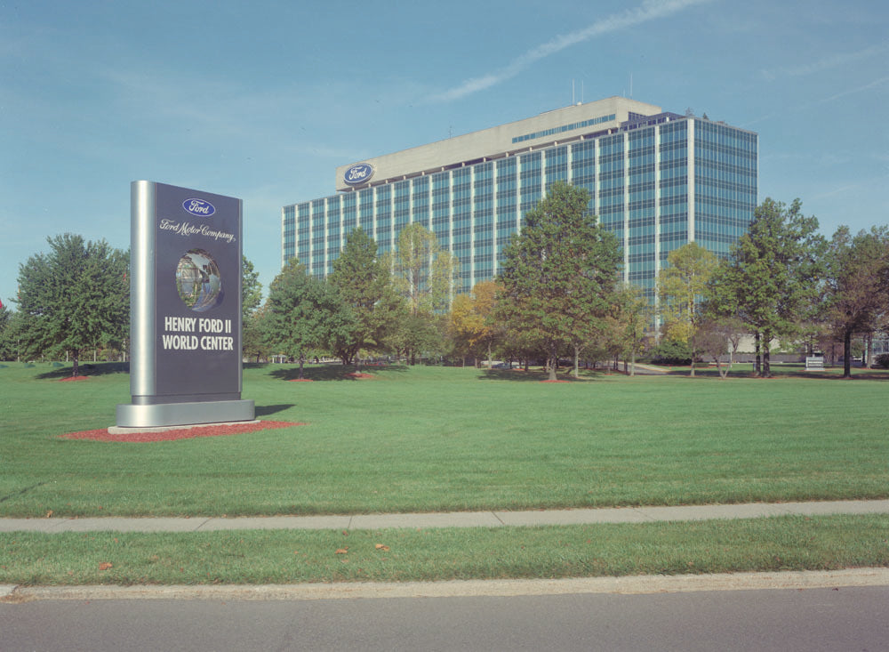 undated Ford World Headquarters 0401-2420