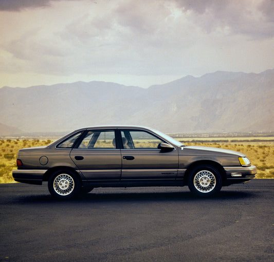 1989 Ford Taurus GL 0401-3807