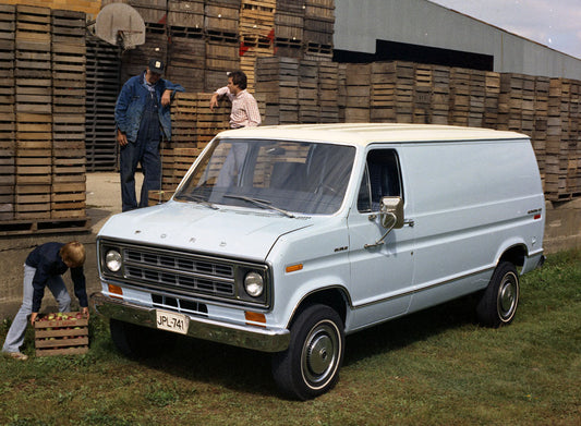 1975 Ford E Series 0401-3917