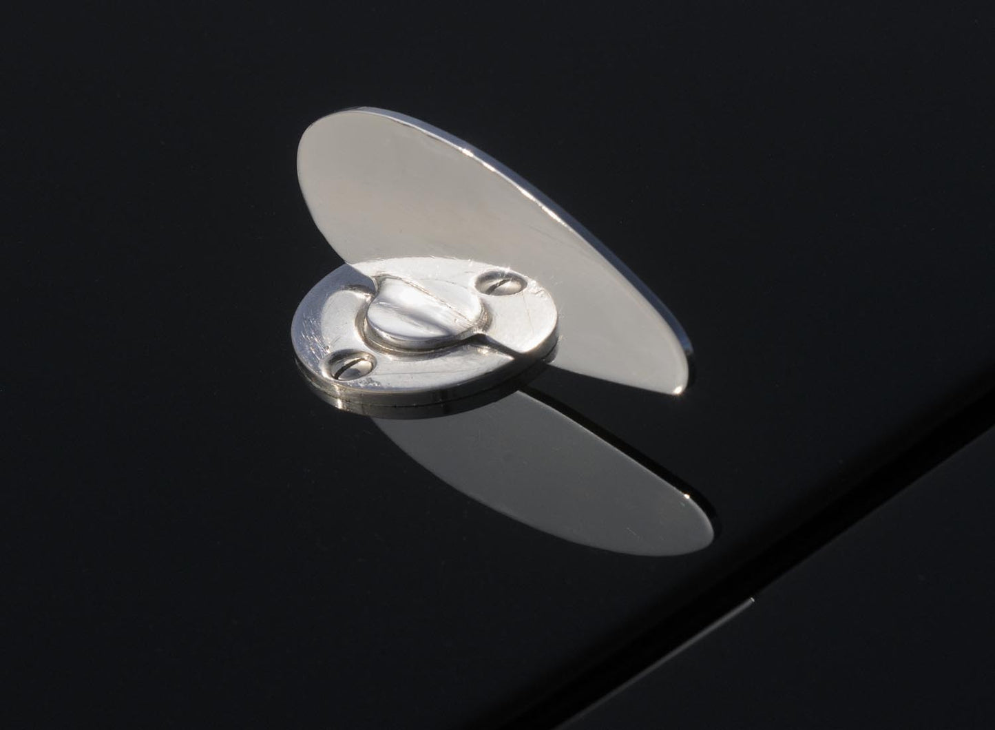 1962 Cobra CSX 2001, Hood latch detail 0401-5020