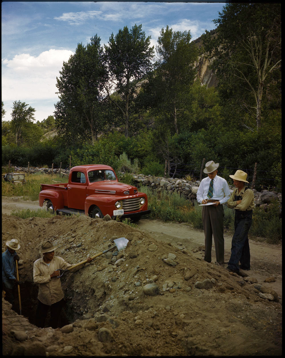 1948 Ford F 1 pickup truck  0401-5823