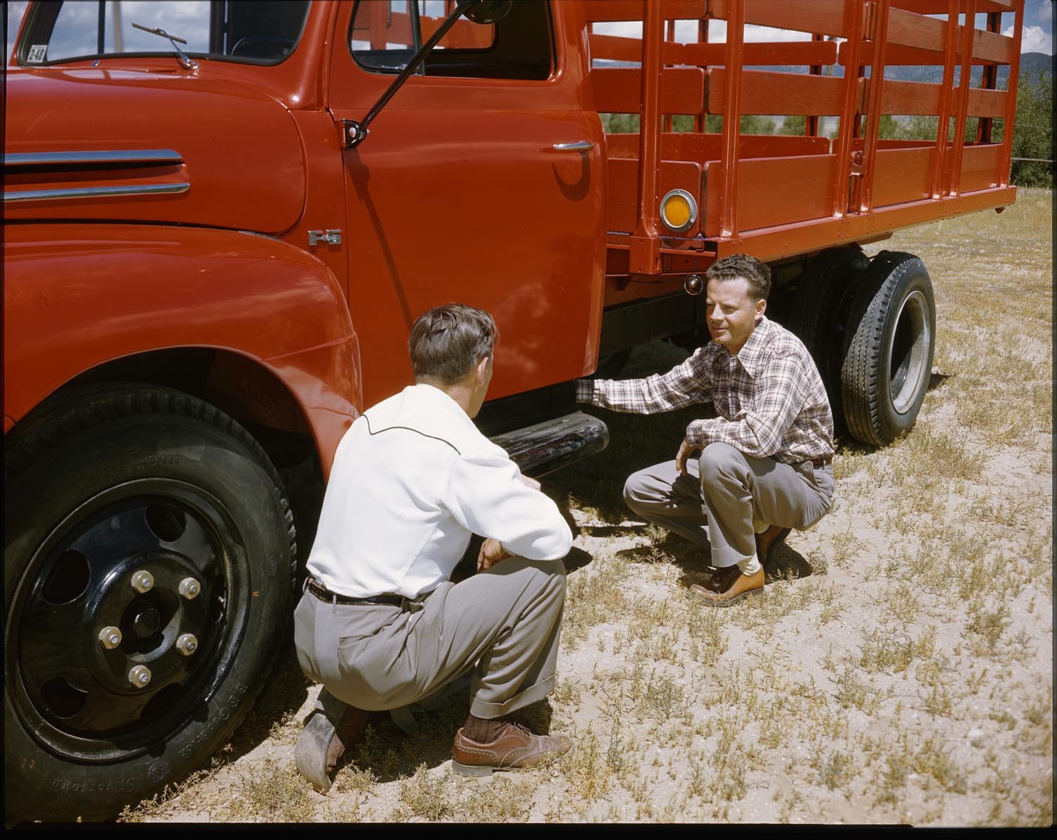 1948 Ford F 5 stake truck 0401-5835