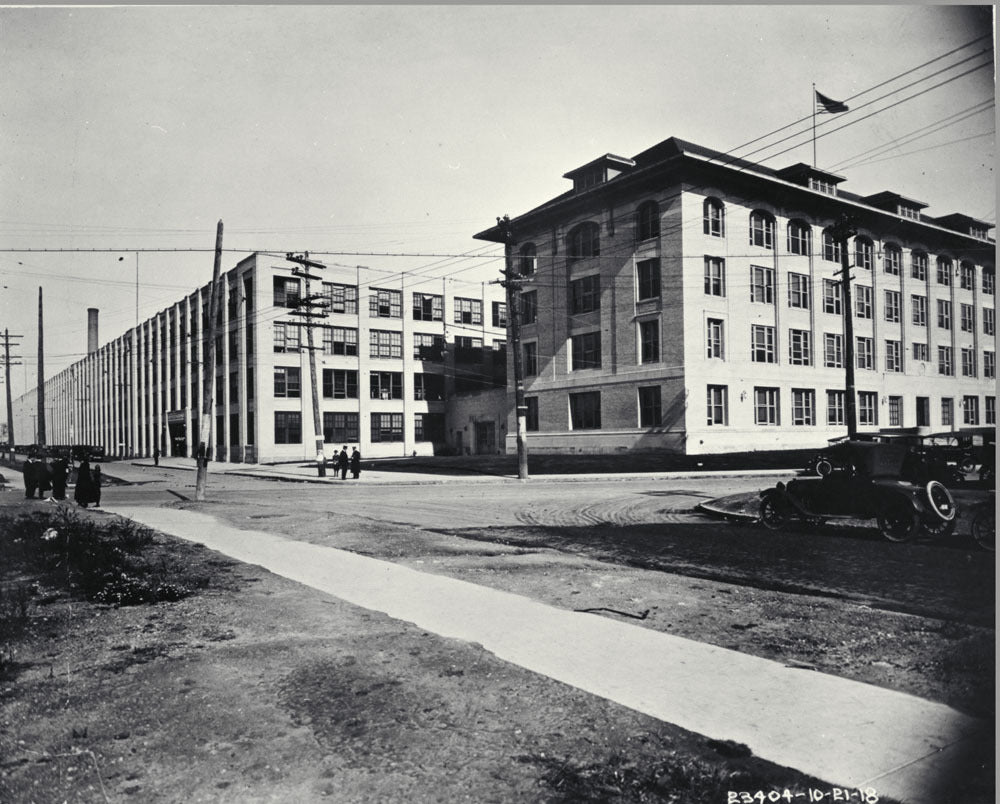 1949 Lincoln Plant Ground View from Livernois and Warren Avenues  0401-5937