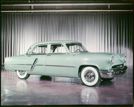 1952 Lincoln Cosmopolitan four door sedan  0401-6153