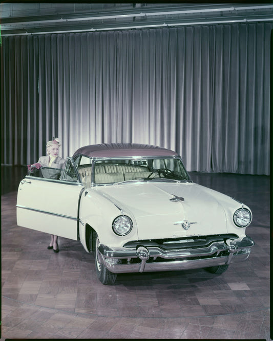 1952 Lincoln Cosmopolitan Sport Coupe 0401-6161