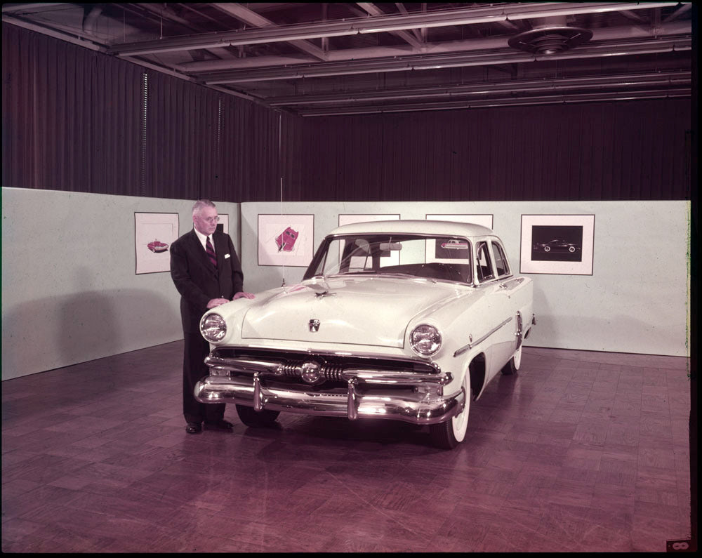 1953 Ford prototype with Lewis Crusoe 0401-6238