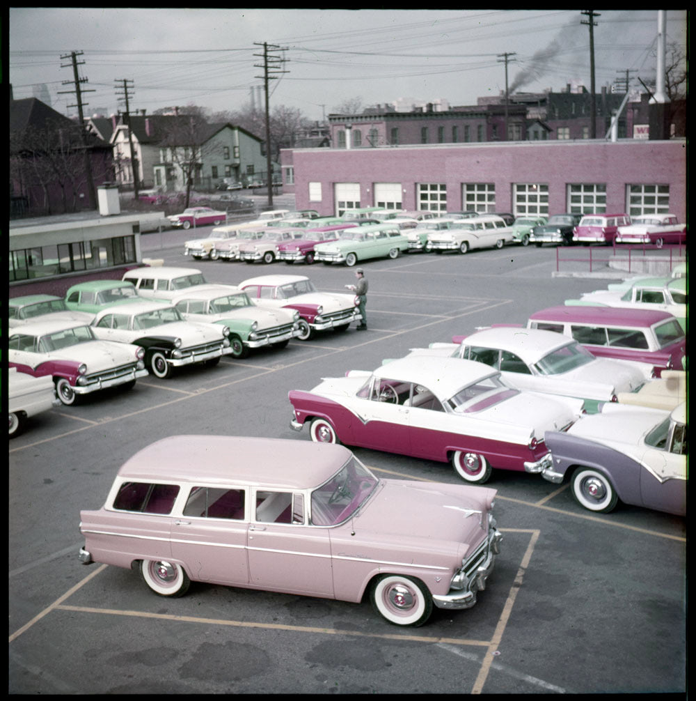 1955 Ford Customer Delivery Lot Jefferson Avenue D 0401-6485