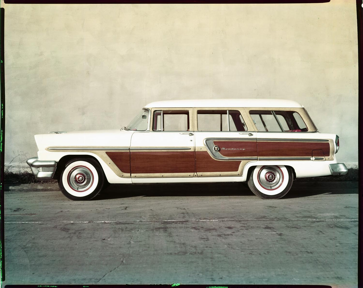 1955 Mercury Monterey station wagon  0401-6639